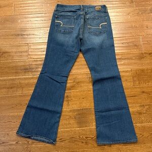 Anerican Eagle Artist jeans